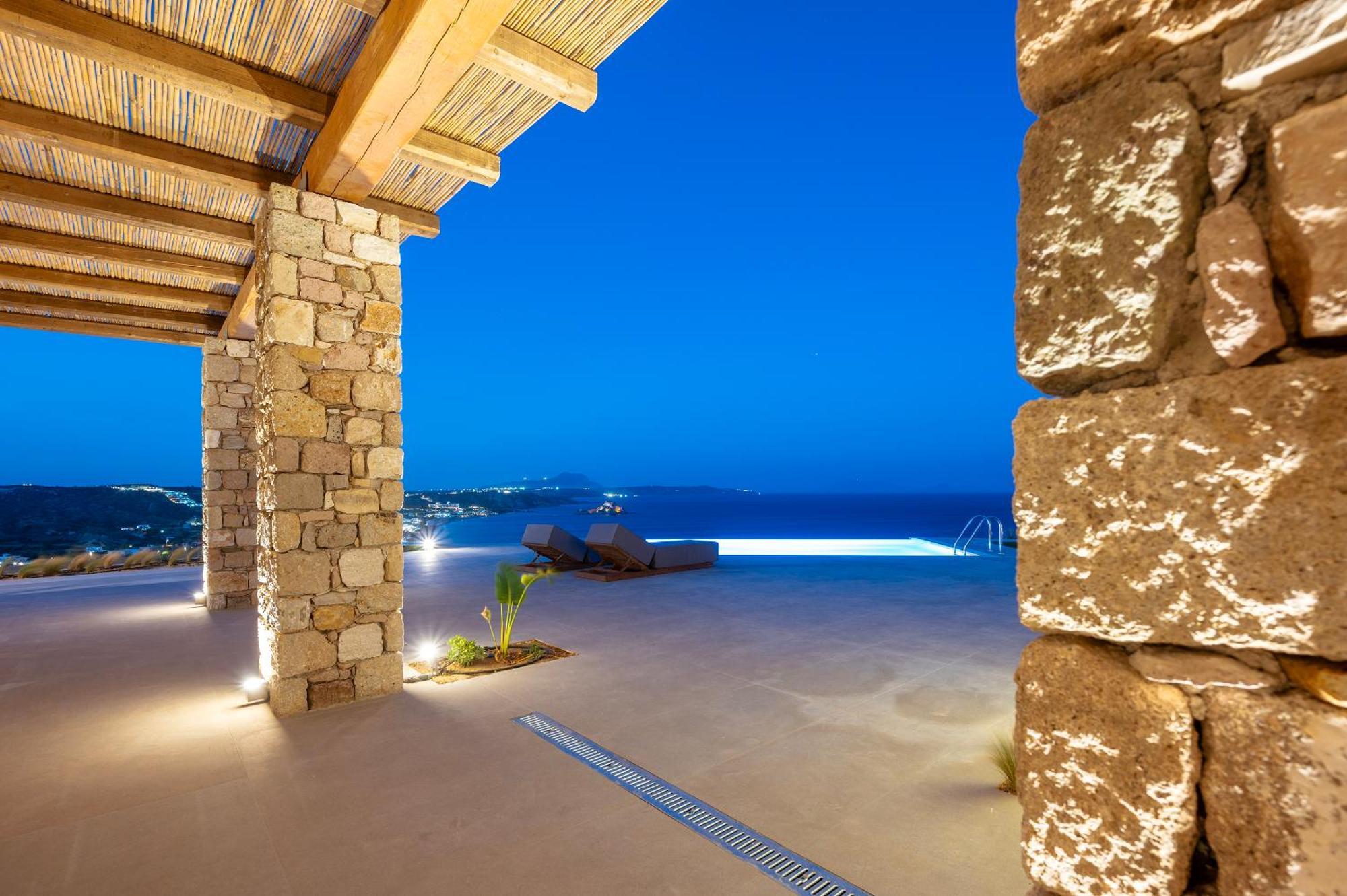 Апартаменты Mousonas Luxury Living Kampos  Экстерьер фото